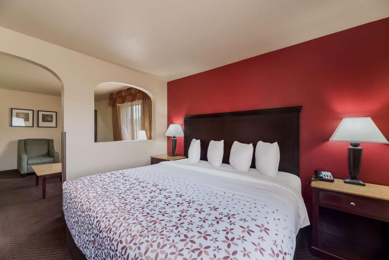 Surestay Plus Hotel By Best Western Silver City Exteriör bild
